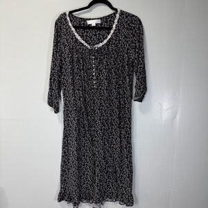 Eileen‎ West Black and White Floral Nightgown